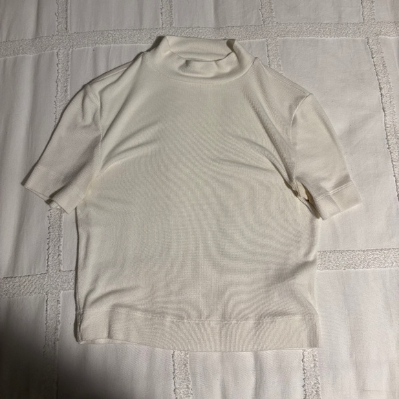 BABATON Mock Neck Ribbed Tee – XS (White) - Picture 1 of 3